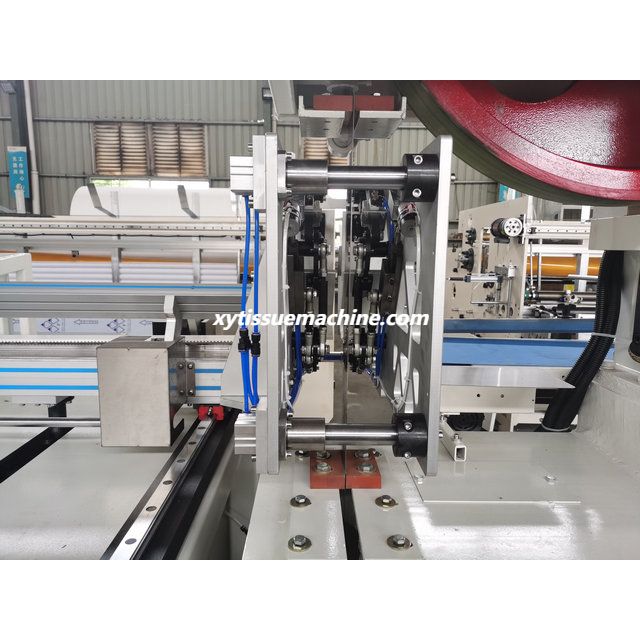 Best Sale Automatic JumboTowel Maxi Roll Paper Band Saw Cutting Machinery